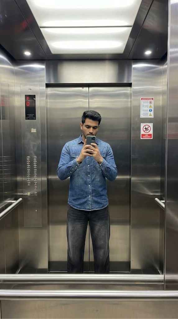 Back View of Brexx Black Cargos