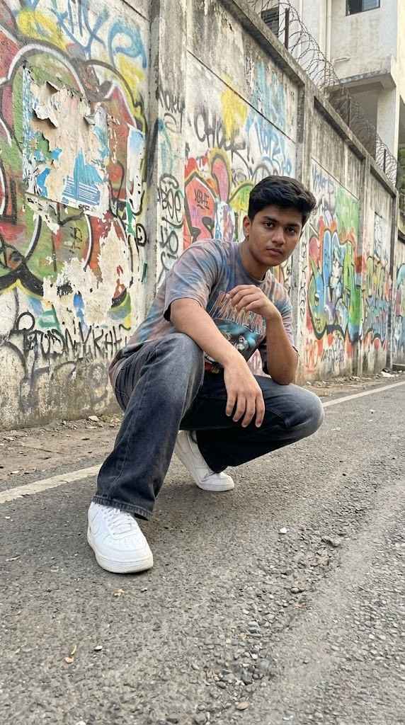 Tapered Fit Style Shot