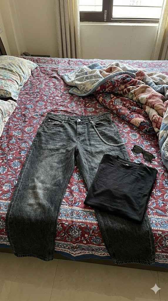 Side Profile Black Cargos